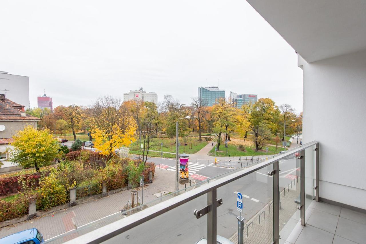 Super-Apartamenty Andersia Vip II Познань Экстерьер фото